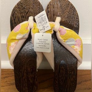 Japanese Slipper Sandals Yellow Sakura